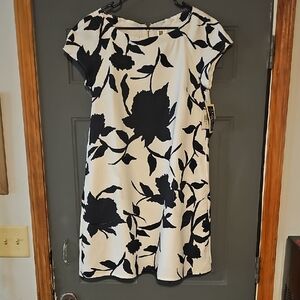 Julian Taylor Bold Floral Midi Dress in Cream and Black